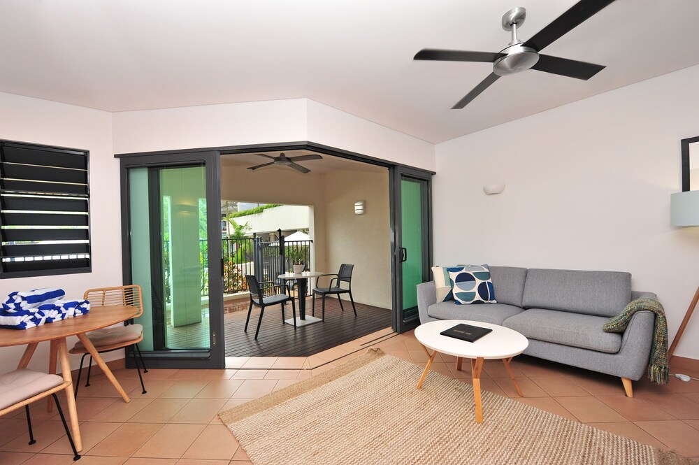 Seascape Holidays - Peninsula Apartments, Port Douglas Seascape Holidays - Peninsula Apartments, Port Douglas