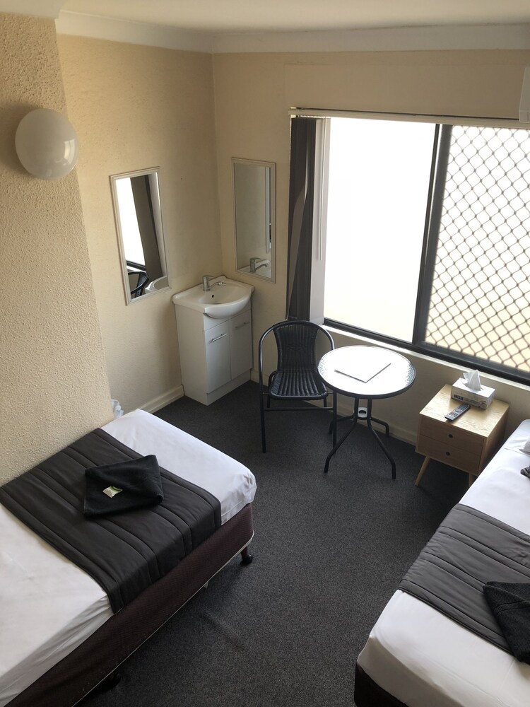 Kingsford Riverside Inn, Brisbane Kingsford Riverside Inn, Brisbane