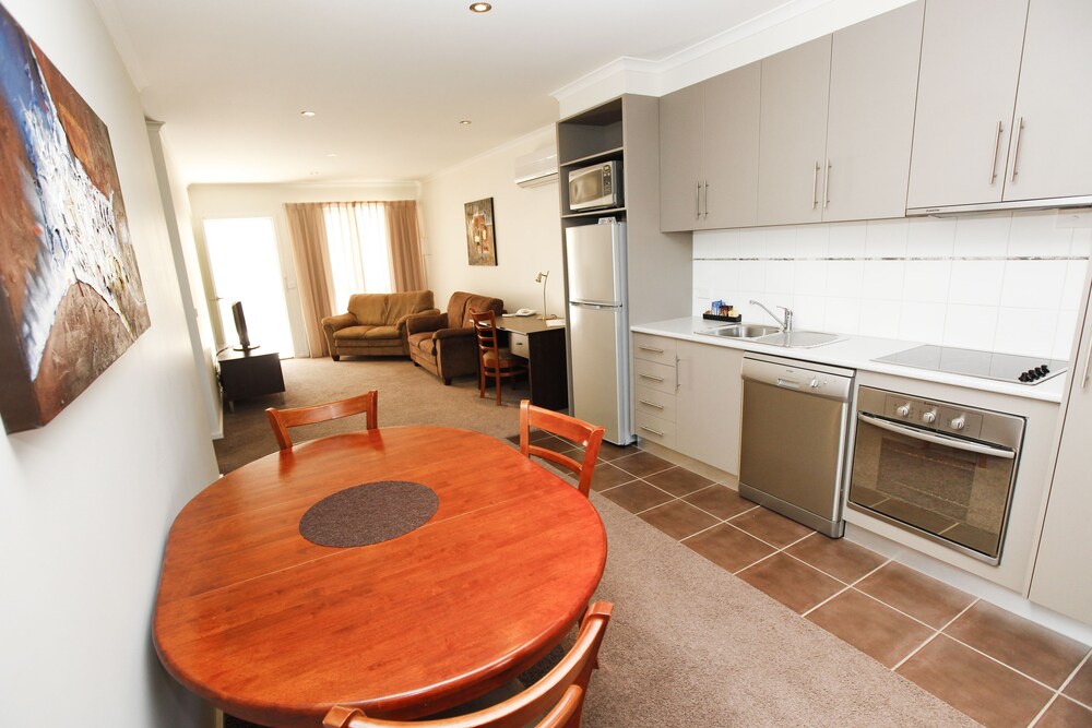 Aquarius Apartments and Cabins, Mildura Aquarius Apartments and Cabins, Mildura