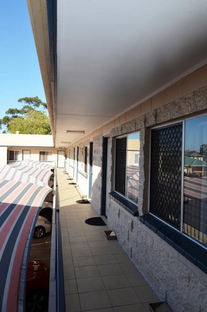 Welcome Home Motel and Apartments, Rockhampton Welcome Home Motel and Apartments, Rockhampton