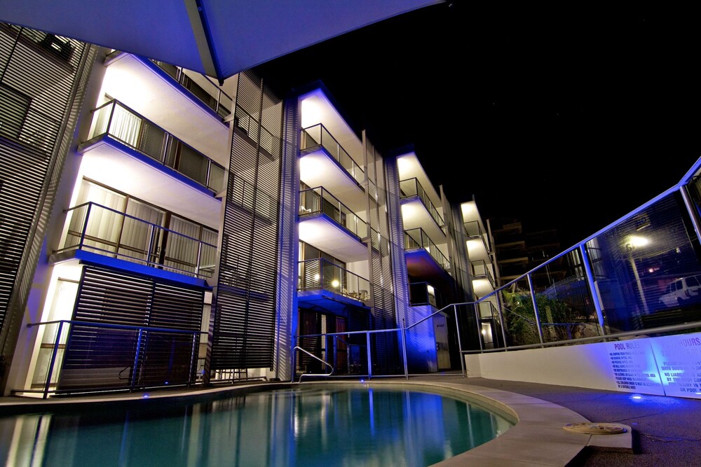 Merrima Court Holidays, Sunshine Coast Merrima Court Holidays, Sunshine Coast