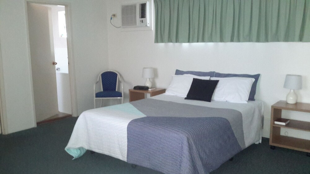 Paramount Motel, Brisbane Paramount Motel, Brisbane
