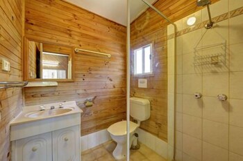 Bargara Gardens Motel & Holiday Villas, Hervey Bay Bargara Gardens Motel & Holiday Villas, Hervey Bay
