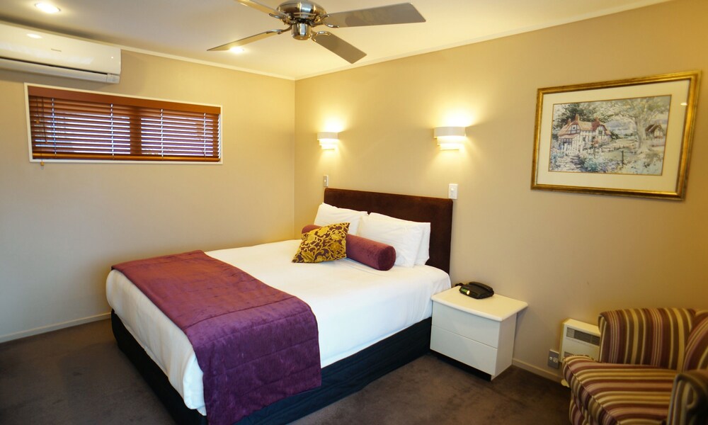 Cornwall Park Motor Inn, Auckland Cornwall Park Motor Inn, Auckland