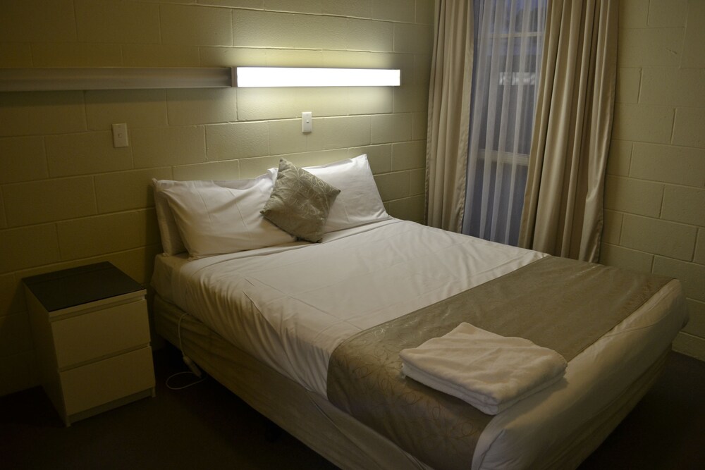 Corio Bay Motel, Victoria Corio Bay Motel, Victoria