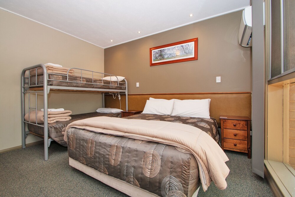 Bright Motor Inn, Melbourne Bright Motor Inn, Melbourne