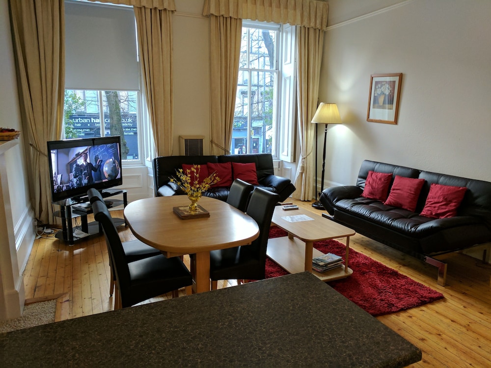 Kelvin Apartments, Glasgow Kelvin Apartments, Glasgow