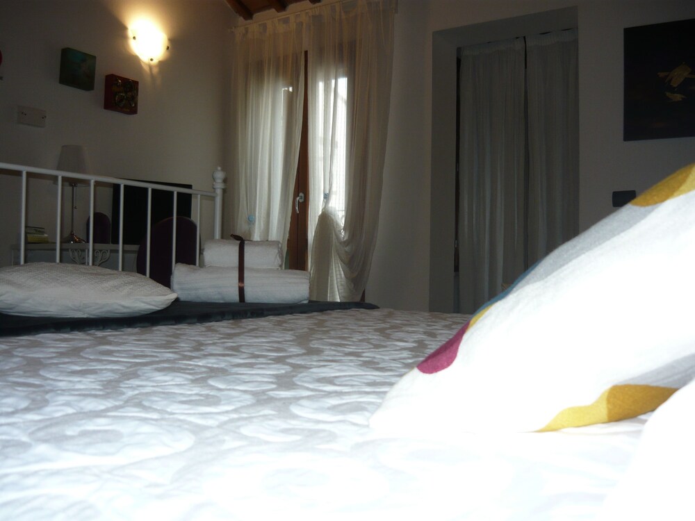 Alloggi Kalan Rooms & Breakfast, Ferrara Alloggi Kalan Rooms & Breakfast, Ferrara