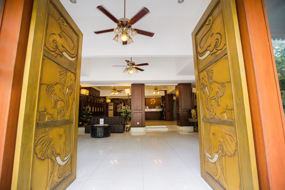 Chiang Roi 7 Days Inn, Chiang Mai Chiang Roi 7 Days Inn, Chiang Mai