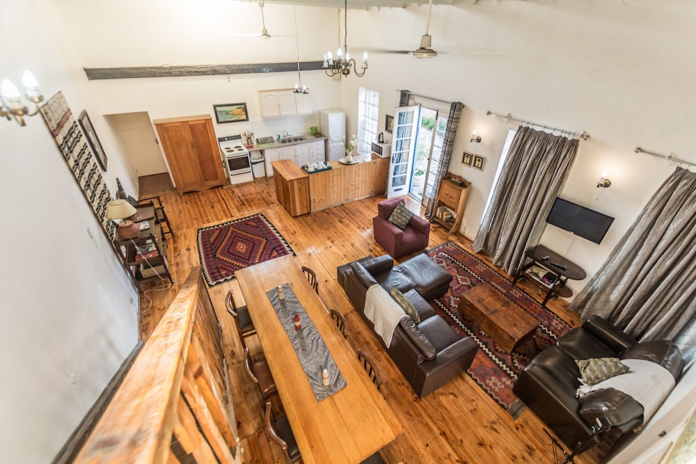 Bartholomew's Loft, Eastern Cape Bartholomew's Loft, Eastern Cape