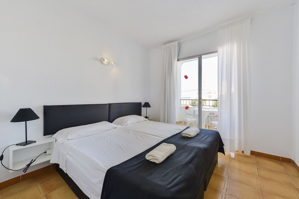 Apartamentos San Antonio Beach, Ibiza Apartamentos San Antonio Beach, Ibiza
