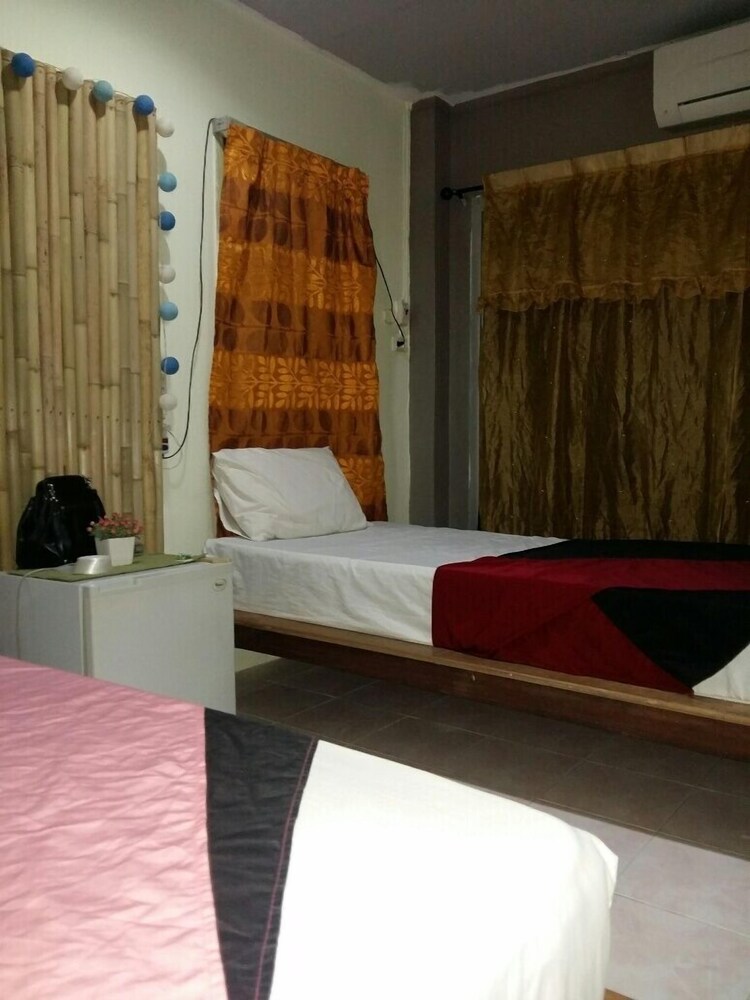 Backpacker Social Experience, Koh Samui Backpacker Social Experience, Koh Samui