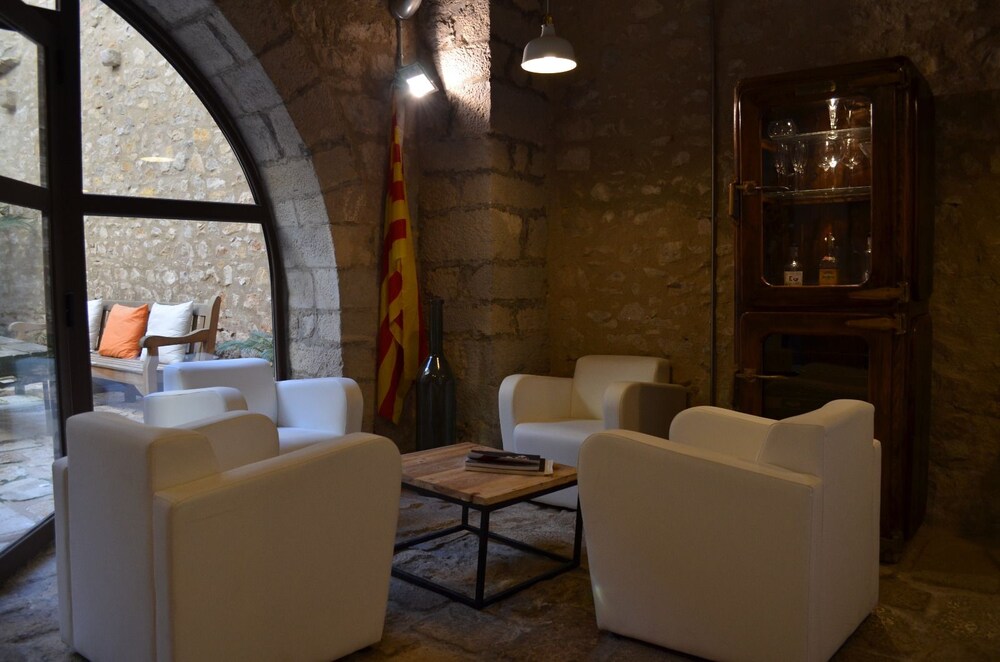AS Palau dels Alemanys, Girona AS Palau dels Alemanys, Girona