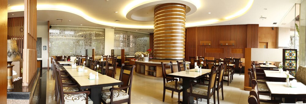 Kedaton Hotel, Bandung Kedaton Hotel, Bandung