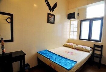 DMK Hostel Donmueang Airport, Bangkok DMK Hostel Donmueang Airport, Bangkok