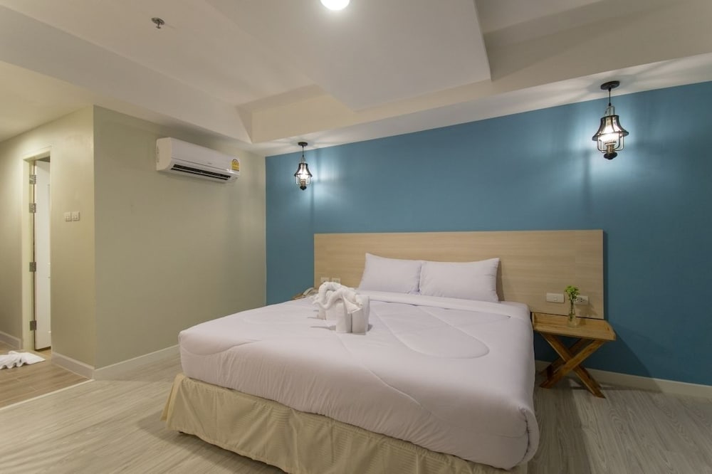 Prachuap Grand Hotel, Prachuab Khiri Khan Prachuap Grand Hotel, Prachuab Khiri Khan