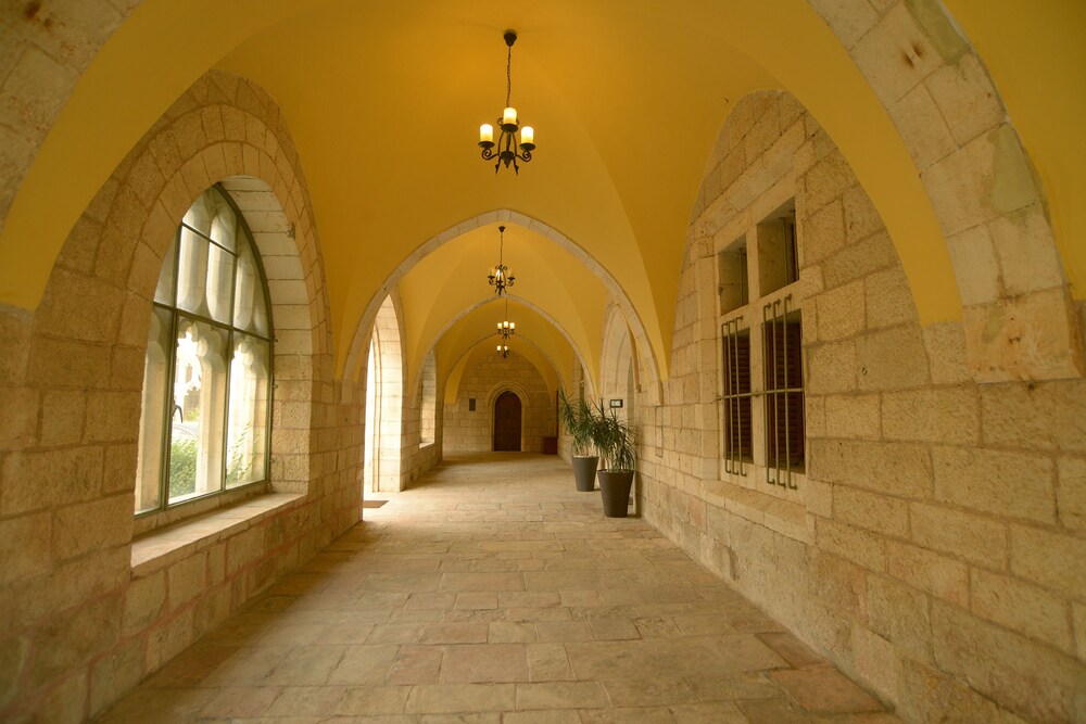 St. Georges Cathedral Pilgrim Guesthouse, Jerusalem St. Georges Cathedral Pilgrim Guesthouse, Jerusalem
