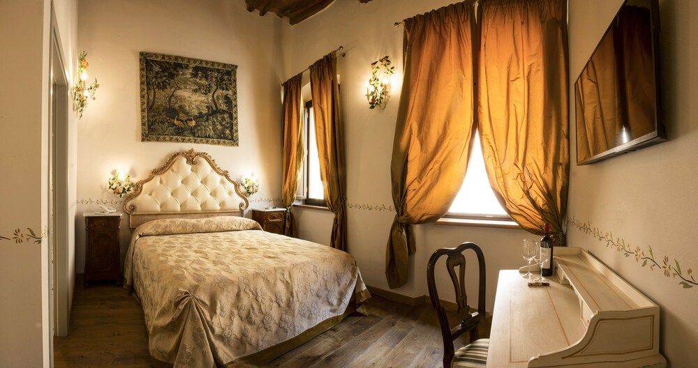 Palazzo Pacini, Siena Palazzo Pacini, Siena