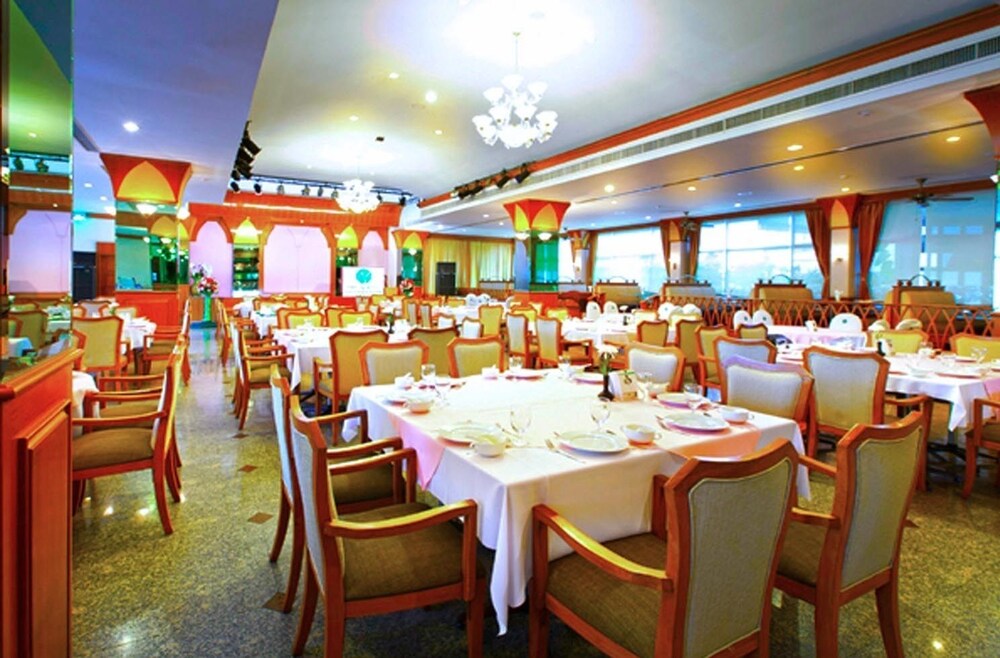 The Viangtak Riverside Hotel, Tak The Viangtak Riverside Hotel, Tak