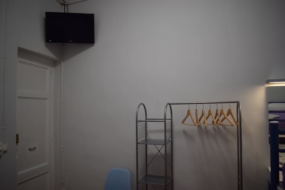 Hostal MiMi Las Ramblas, Barcelona Hostal MiMi Las Ramblas, Barcelona