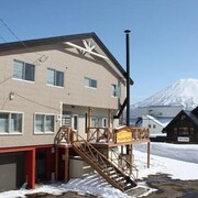 伯格膳食公寓