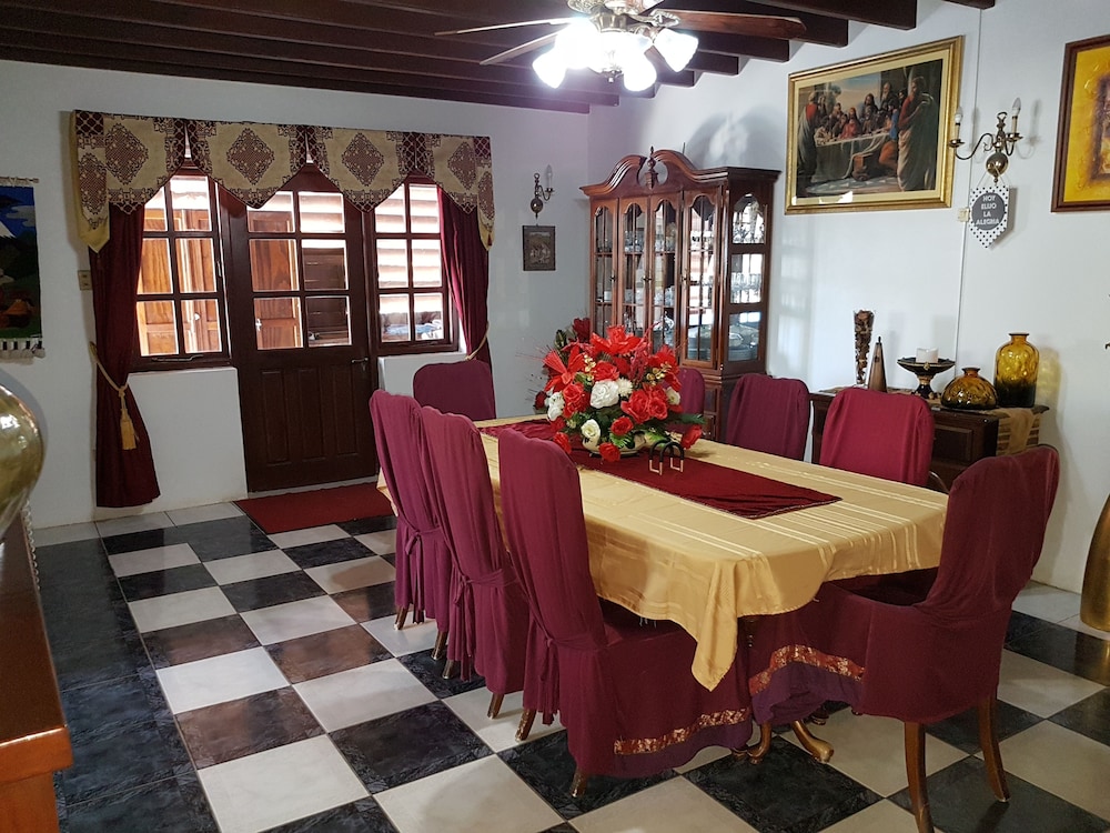 De Cuba Bed & Breakfast, Oranjestad De Cuba Bed & Breakfast, Oranjestad