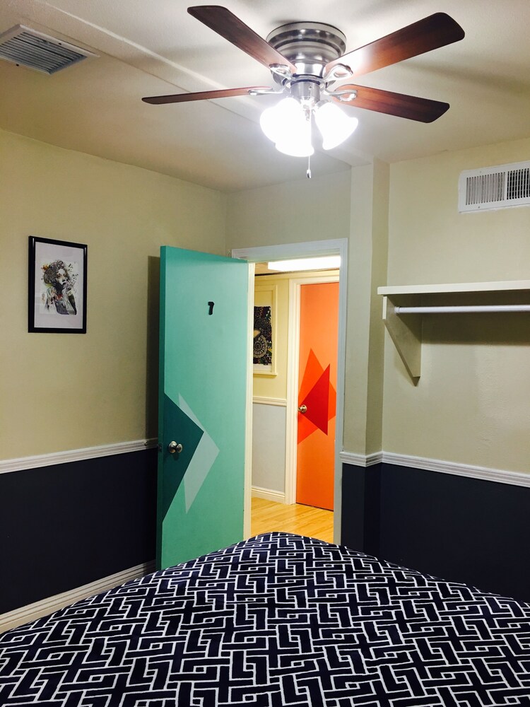 Traveler's Bed & Breakfast Hostel, Las Vegas Traveler's Bed & Breakfast Hostel, Las Vegas