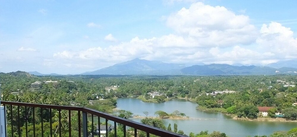 Villa Arunalu Kandy, Kandy Villa Arunalu Kandy, Kandy