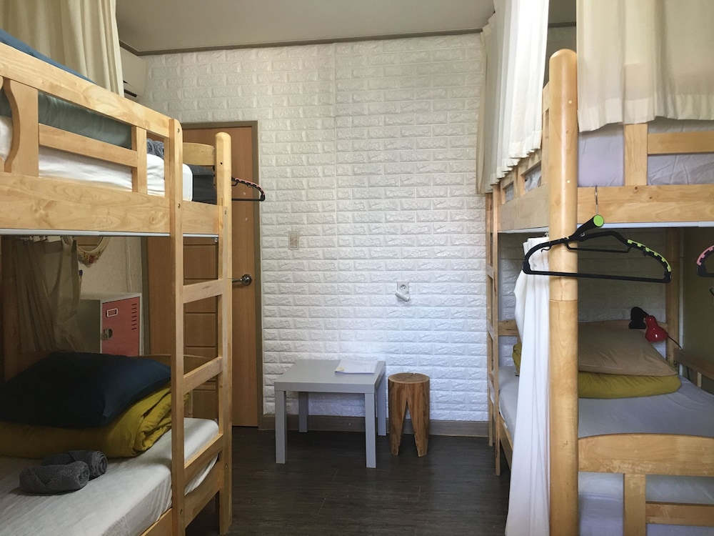 Momojein Guest House - Hostel, Gyeongju Momojein Guest House - Hostel, Gyeongju