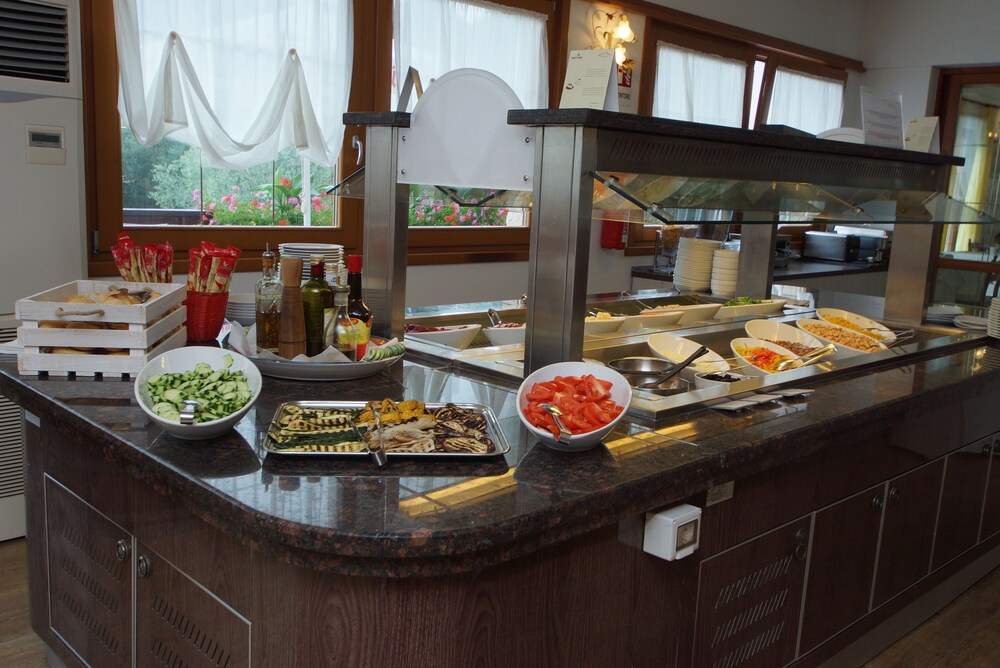 Park Hotel Val di Monte, Lake Garda Park Hotel Val di Monte, Lake Garda