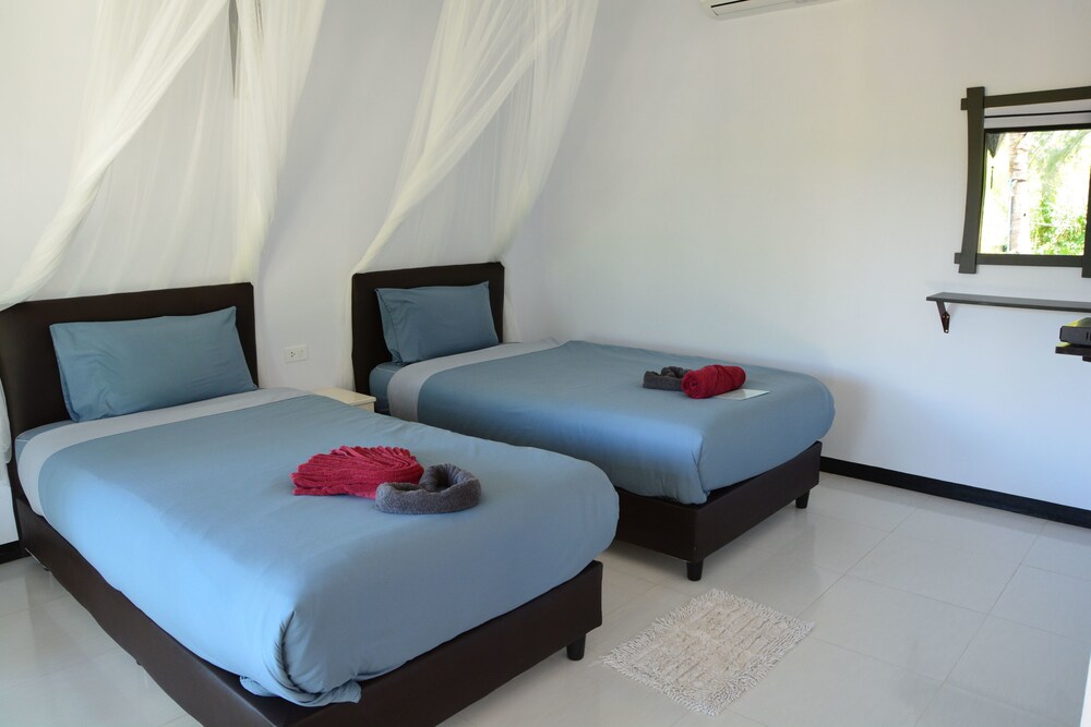 Raven Blue, Ko Lanta Raven Blue, Ko Lanta