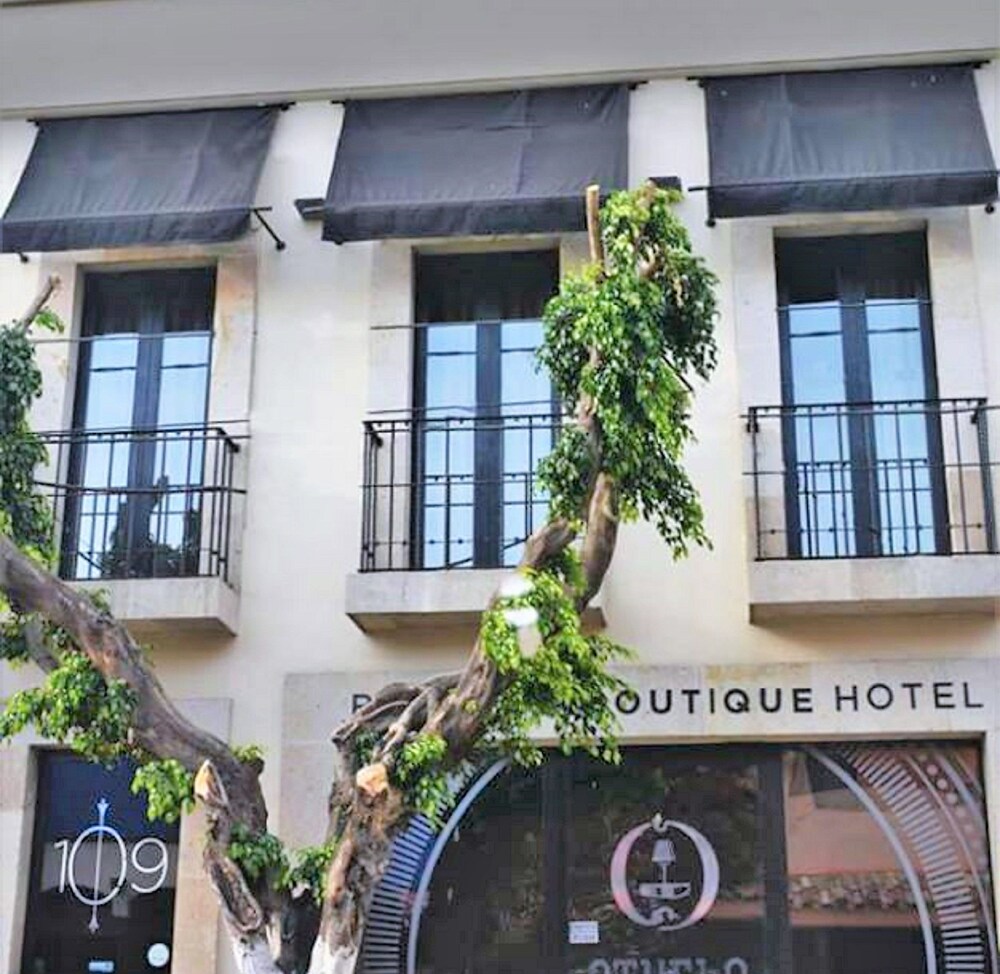 Othelo Business Boutique, Leon Othelo Business Boutique, Leon