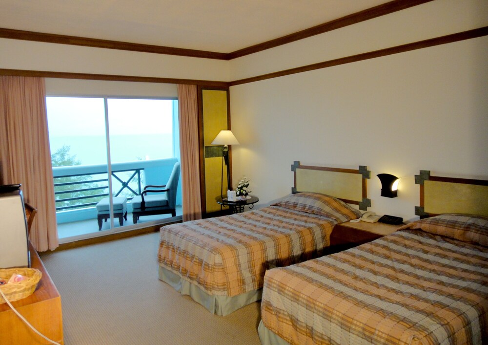 BP Samila Beach Hotel & Resort, Songkhla BP Samila Beach Hotel & Resort, Songkhla