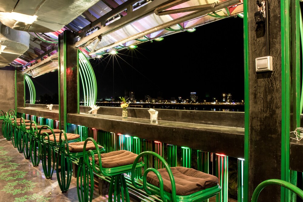 Panorama Mekong Hostel, Phnom Penh Panorama Mekong Hostel, Phnom Penh