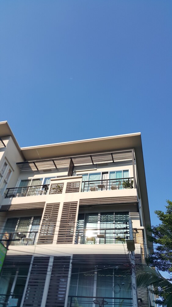 Admire House, Pattaya Admire House, Pattaya