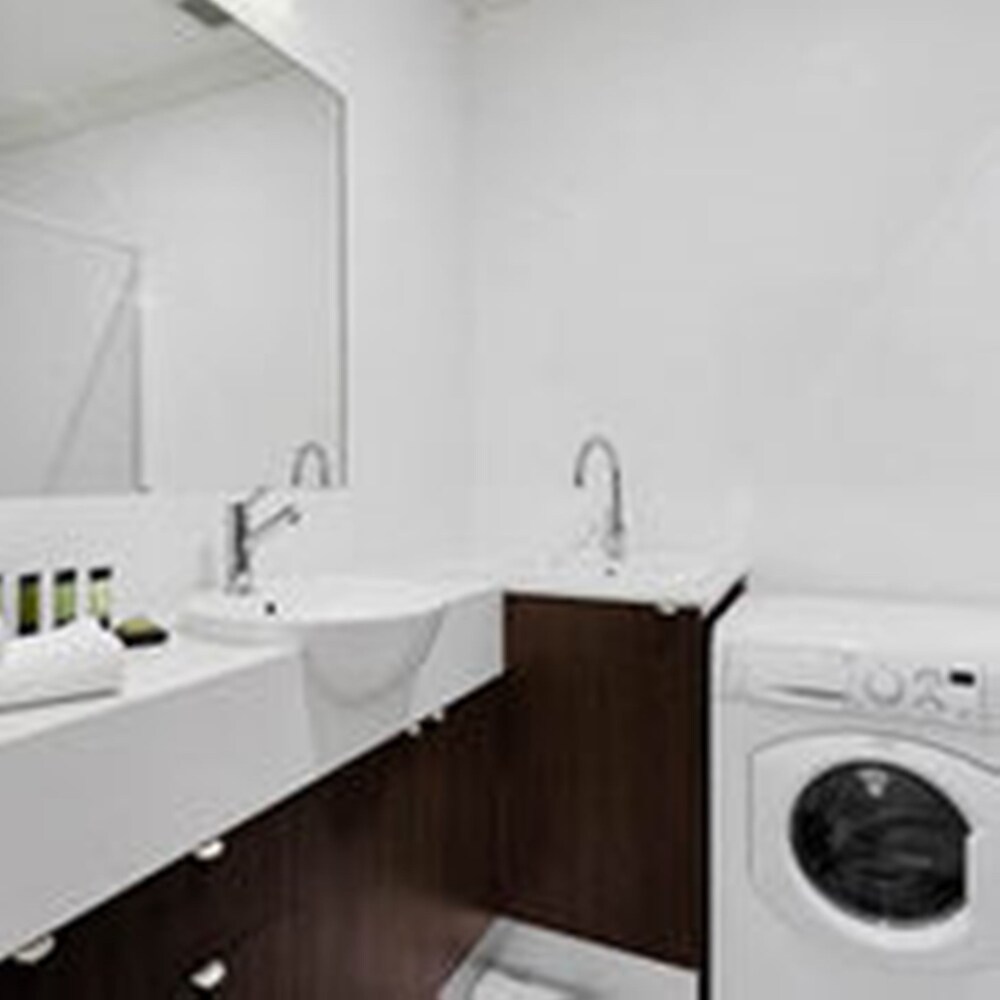 Attika Hotel, Perth Attika Hotel, Perth