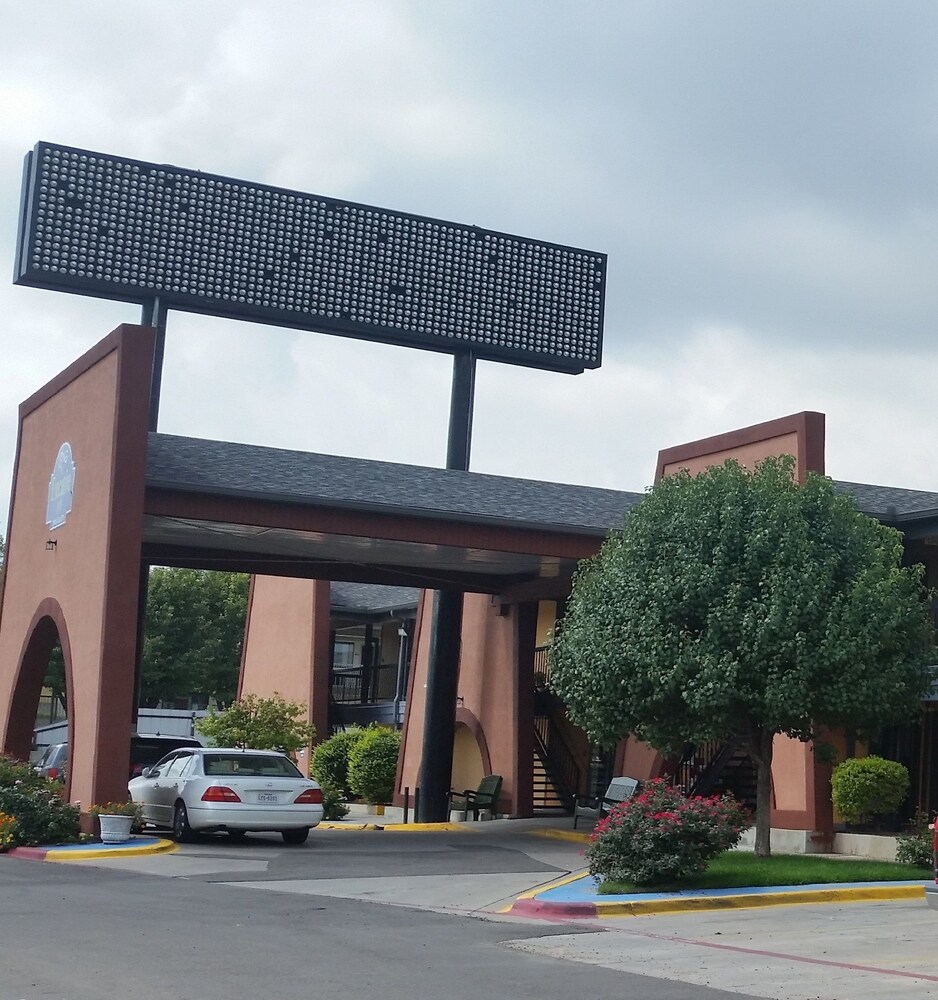 The Executive inn & Suites, Amarillo The Executive inn & Suites, Amarillo