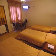約馬爾飯店