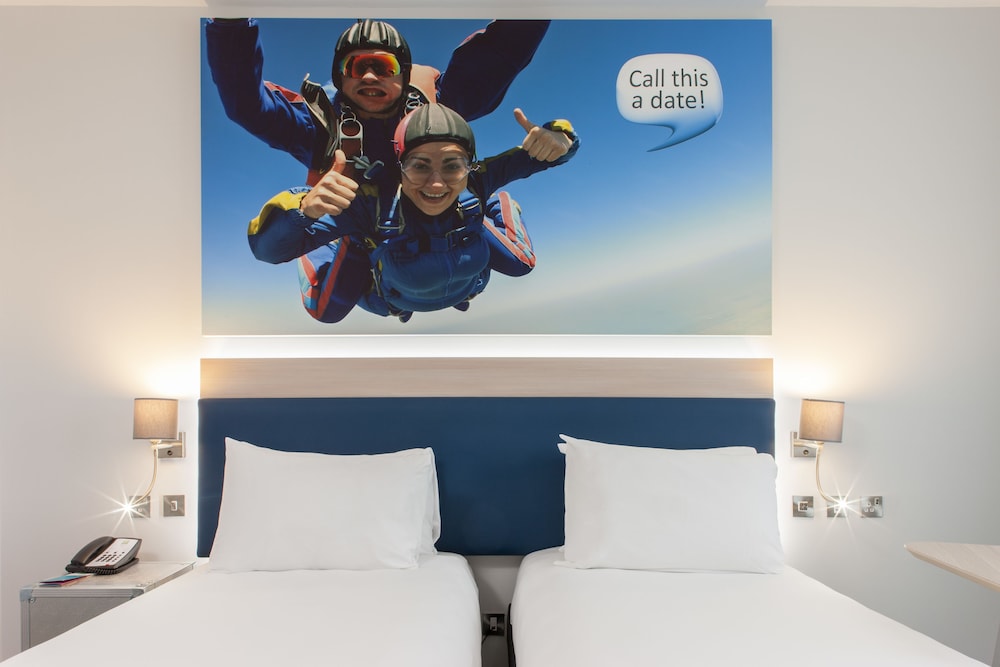Ibis Styles London Heathrow, London Ibis Styles London Heathrow, London