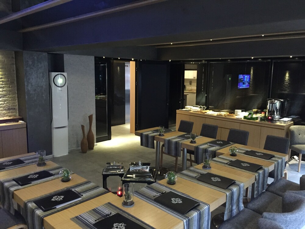 The Black Hotel, Eskisehir The Black Hotel, Eskisehir