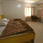 桑佩爾鑽石旅館
