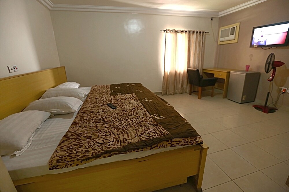 Semper Diamond Lodge, Lagos Semper Diamond Lodge, Lagos