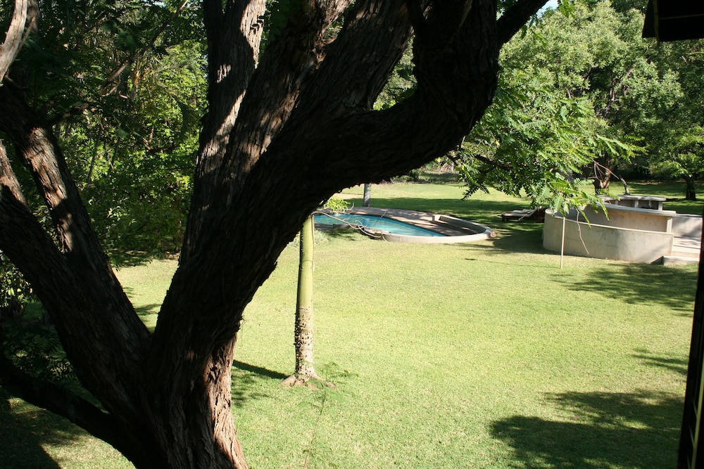 Marepe Country Lodge, Hoedspruit Marepe Country Lodge, Hoedspruit