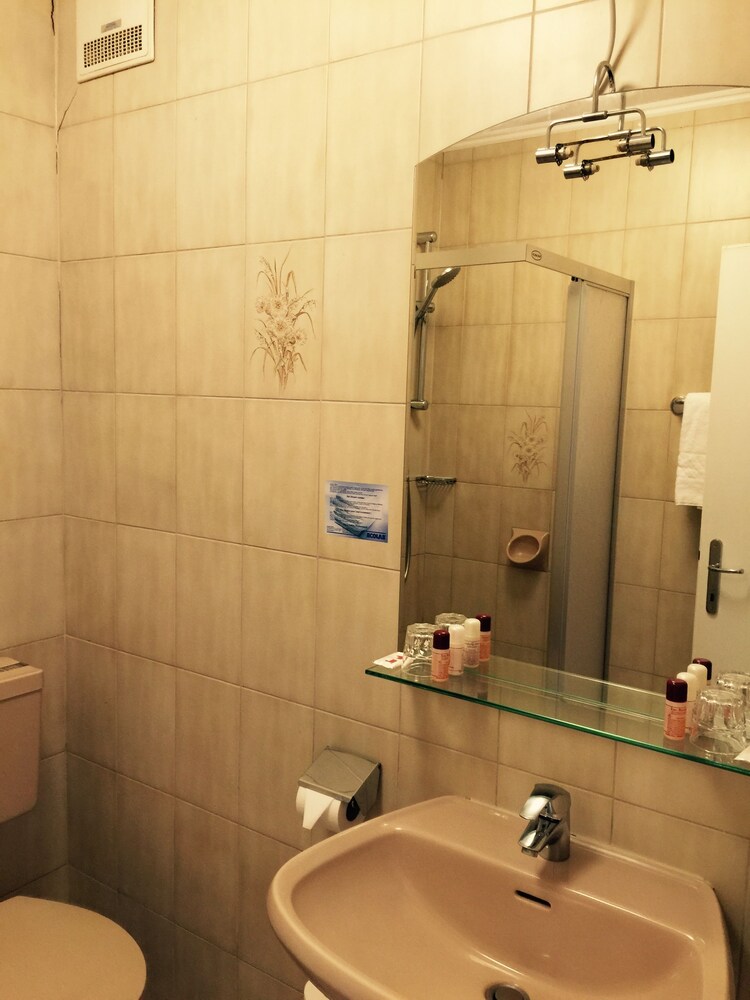 Hotel Plattenwirt, Klagenfurt Hotel Plattenwirt, Klagenfurt