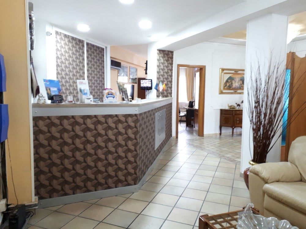 Hotel Martini, Naples Hotel Martini, Naples
