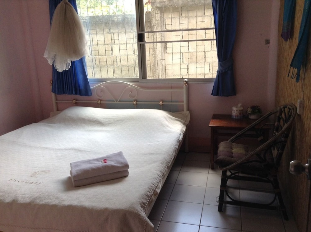 The Like View Guesthouse, Mae Hong Son The Like View Guesthouse, Mae Hong Son