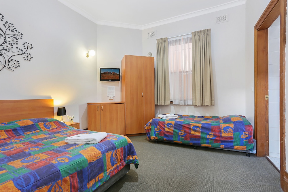 Alishan International Guest House, Sydney Alishan International Guest House, Sydney