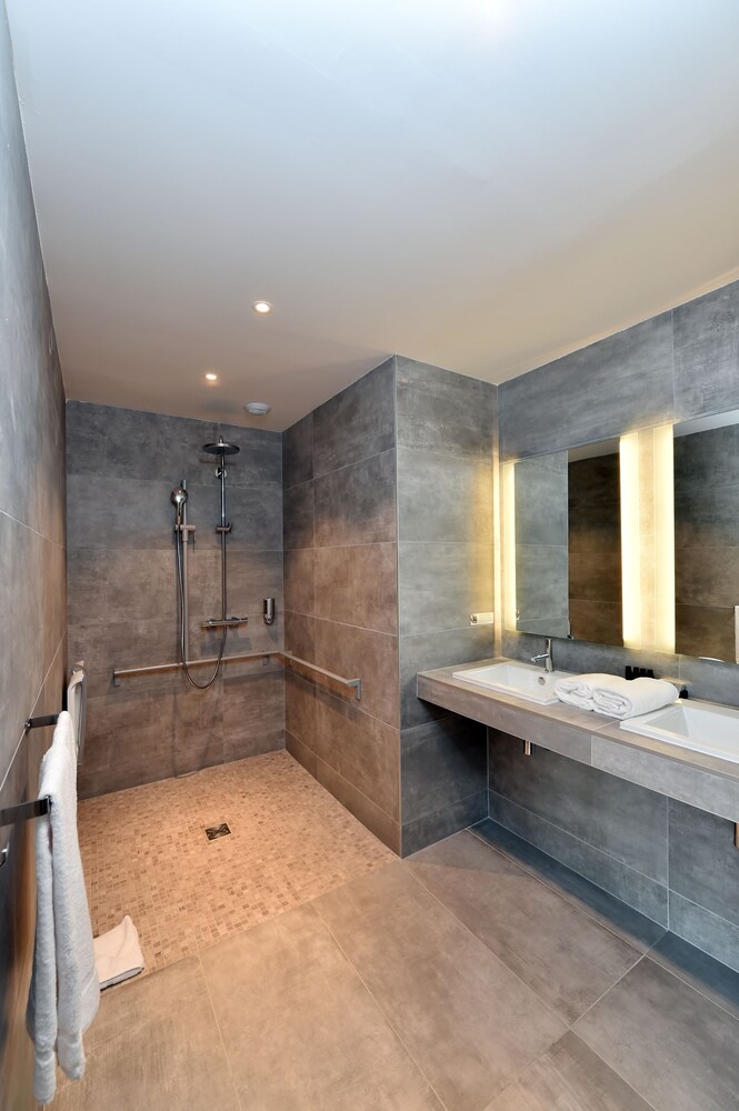 Central Park Hotel & Spa, La Rochelle Central Park Hotel & Spa, La Rochelle