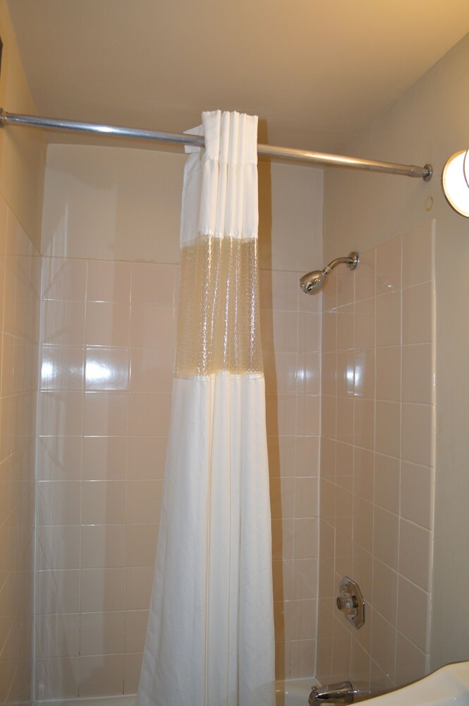 Economy INN, Portland Economy INN, Portland