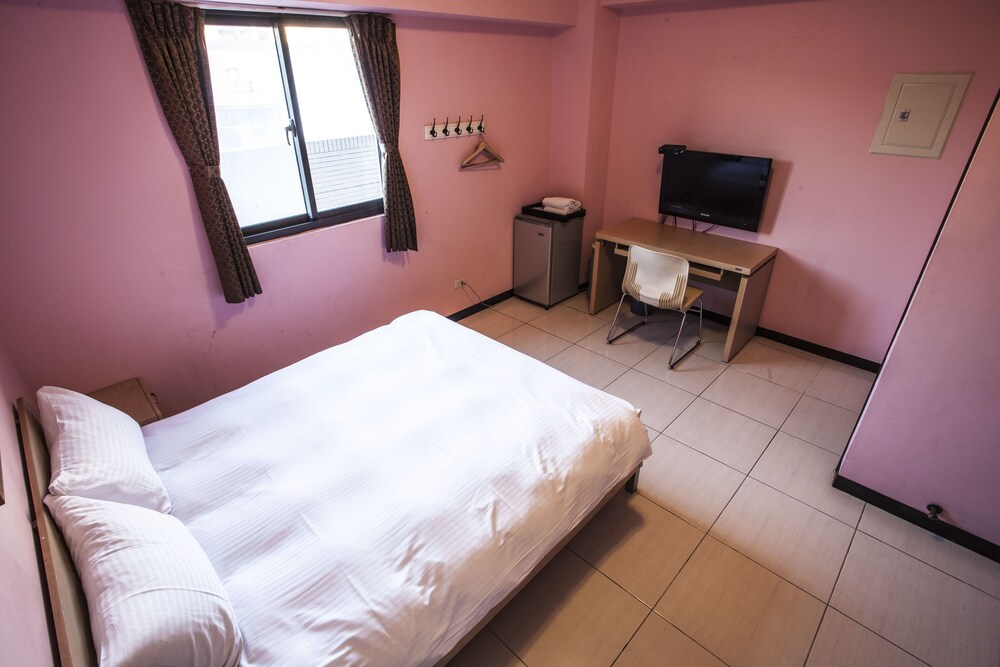 Yizhong Loft Hostel, Taichung Yizhong Loft Hostel, Taichung